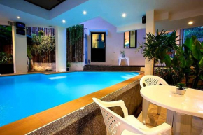 Royal Waves Hotel